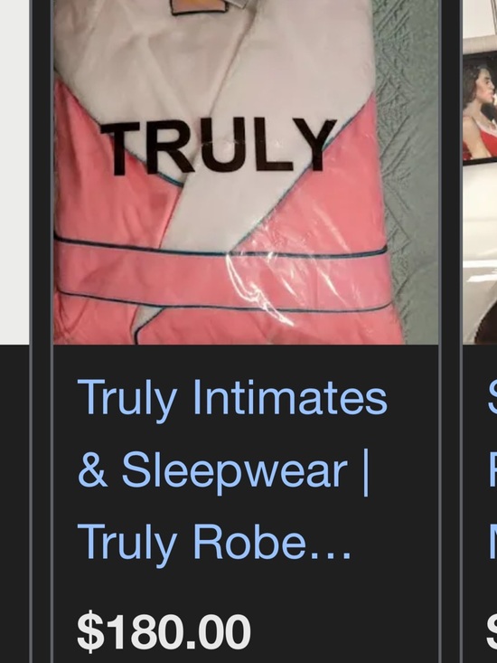 TRULY Other - Truly Pink & White Robe